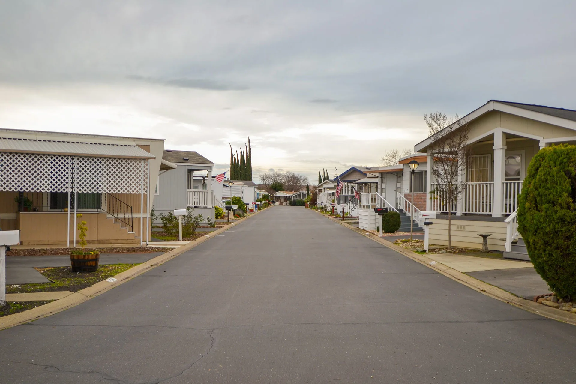 mobile home community row of houses along main road of Mobil Country Club, Rancho Cordova, CA